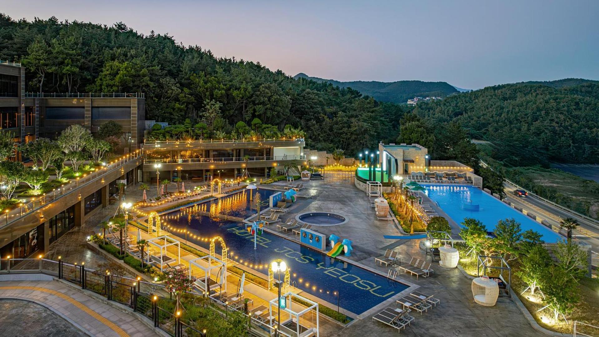 Hotel Jcs Yeosu Zewnętrze zdjęcie