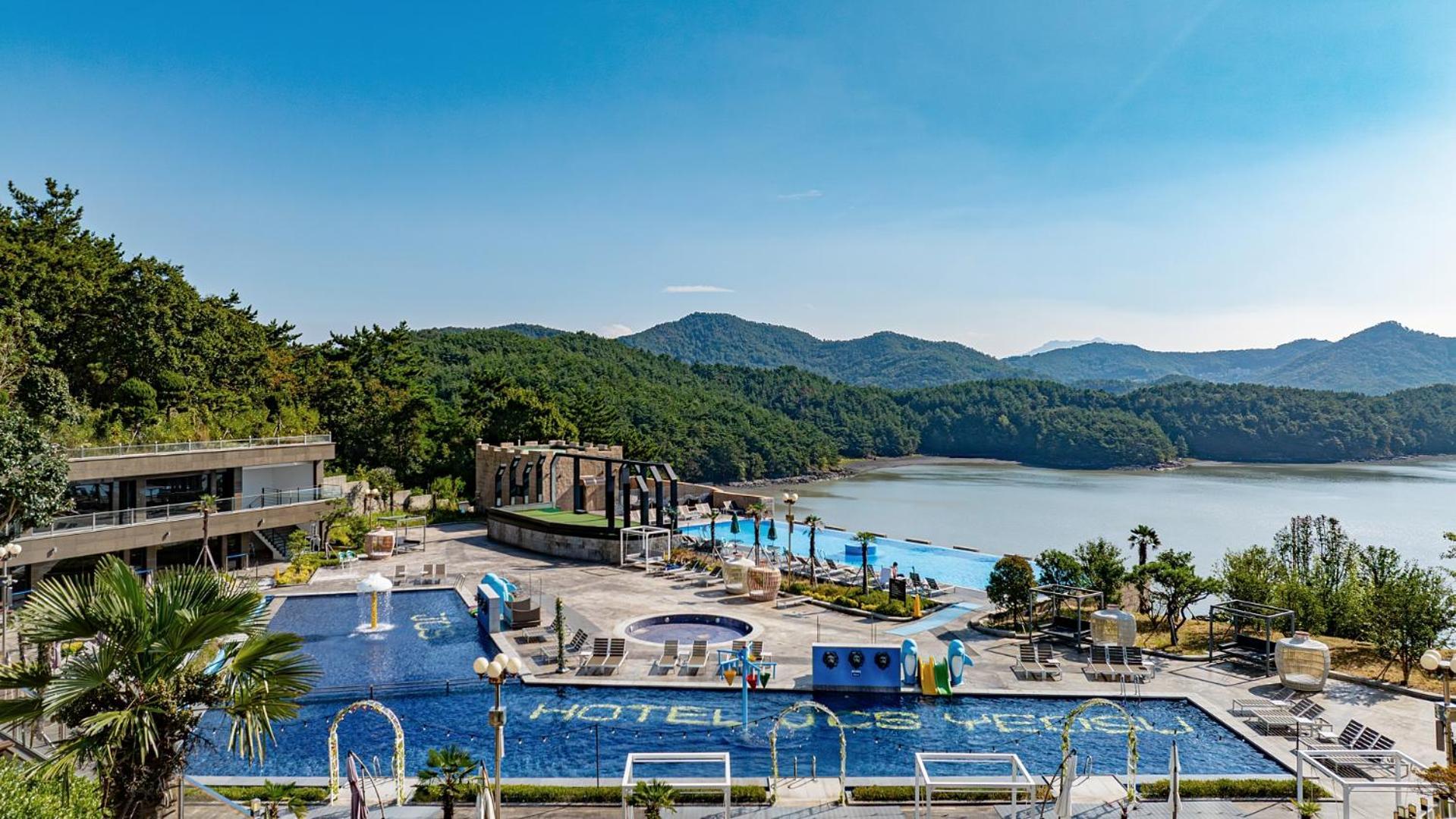 Hotel Jcs Yeosu Zewnętrze zdjęcie