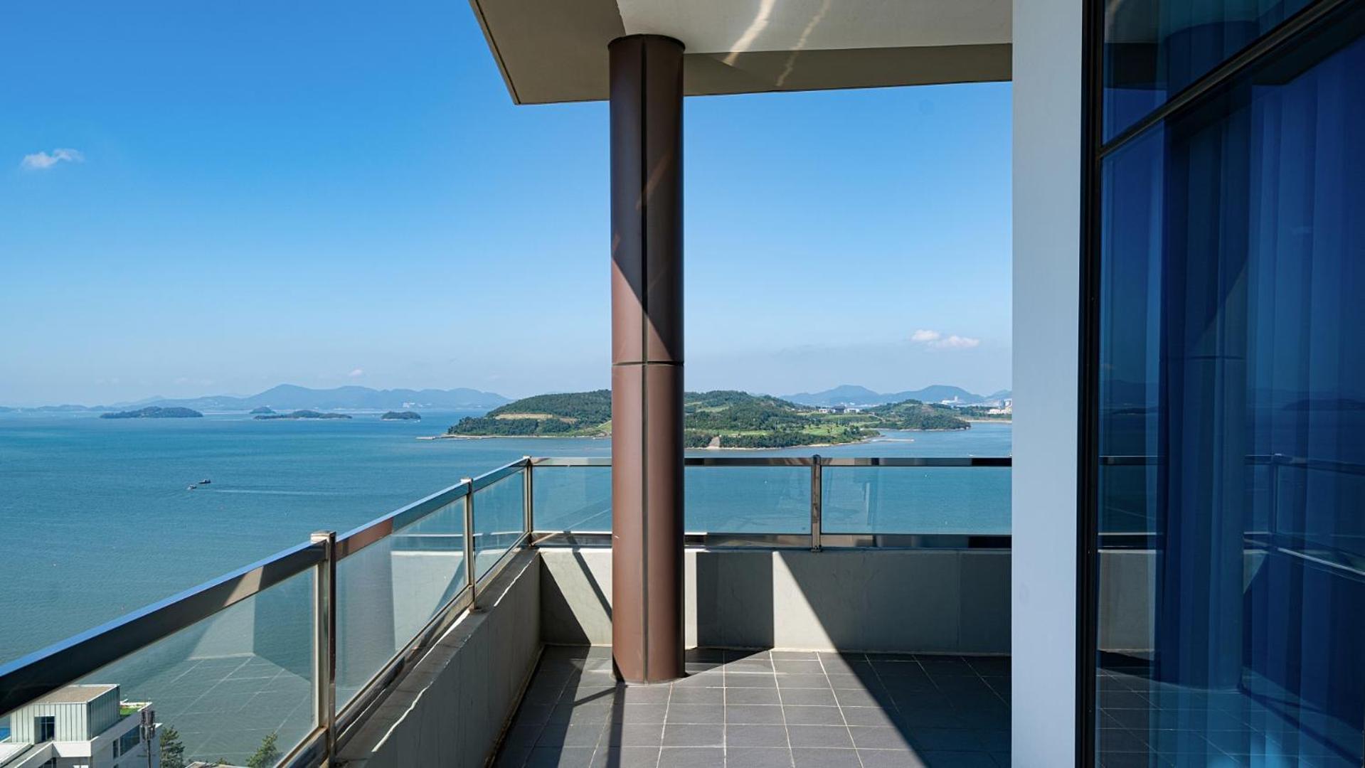 Hotel Jcs Yeosu Zewnętrze zdjęcie