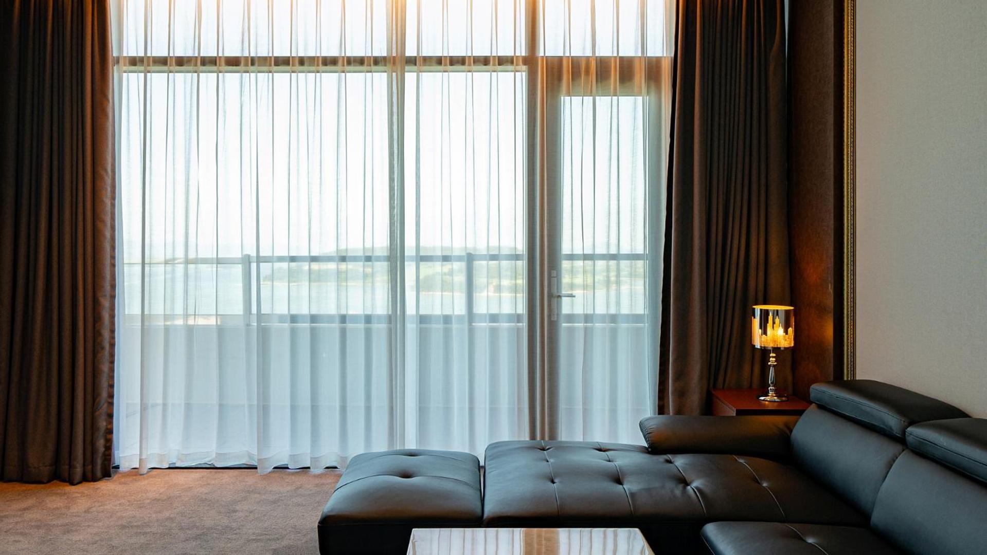 Hotel Jcs Yeosu Zewnętrze zdjęcie