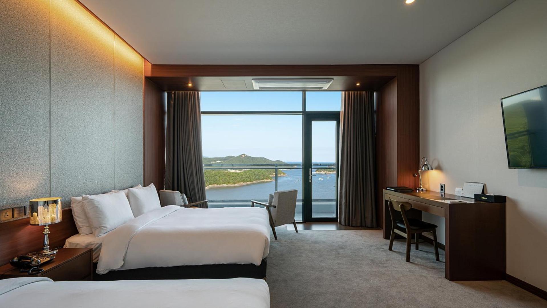 Hotel Jcs Yeosu Zewnętrze zdjęcie